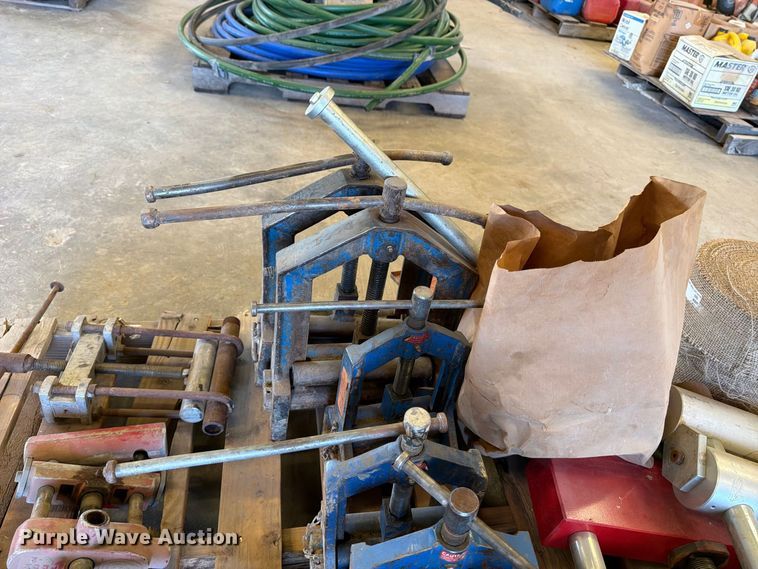 image for item EP7795 Polyethylene pipe squeeze tools