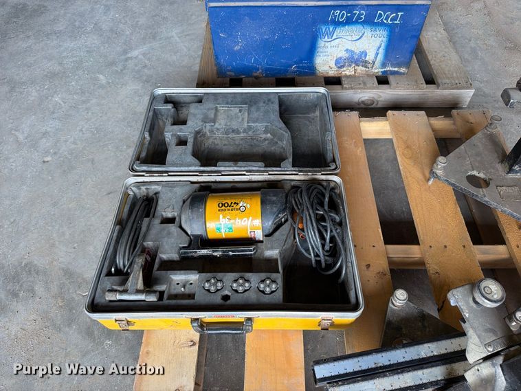 image for item EP7796 Beam-Aligner 4700 laser