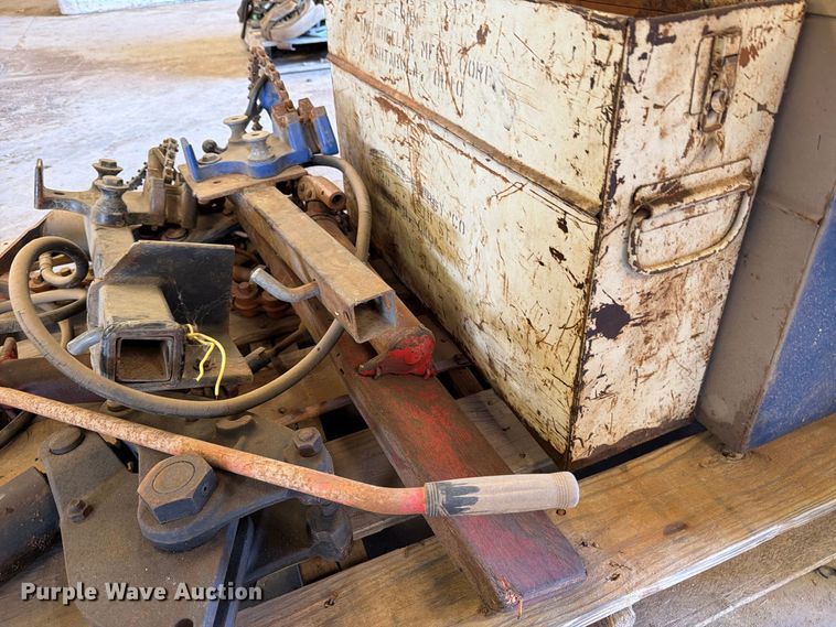 image for item EP7797 (2) cast iron cutters