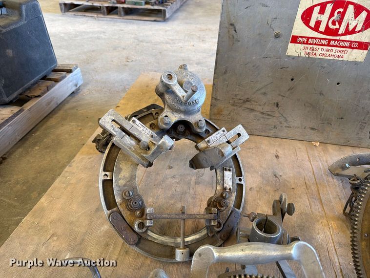 image for item EP7798 (4) pipe beveling machines