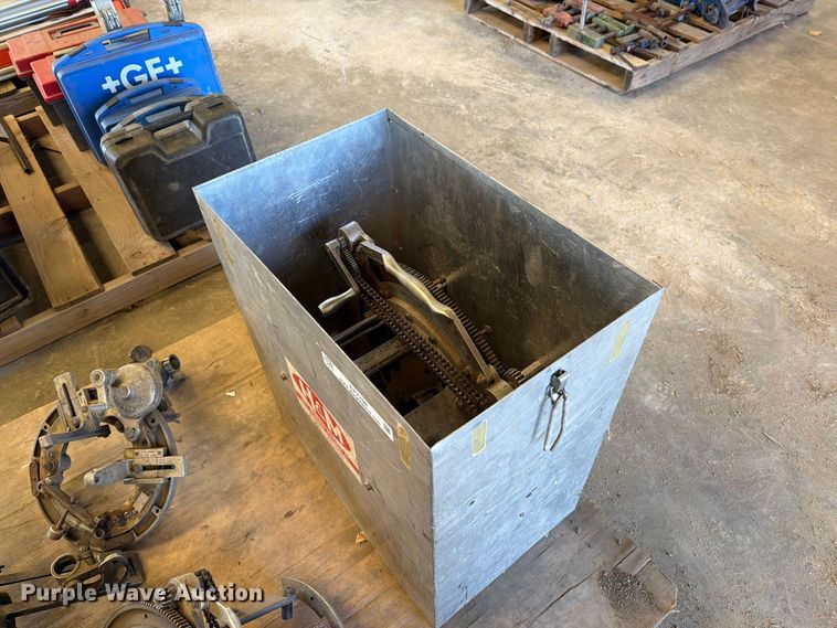 image for item EP7798 (4) pipe beveling machines