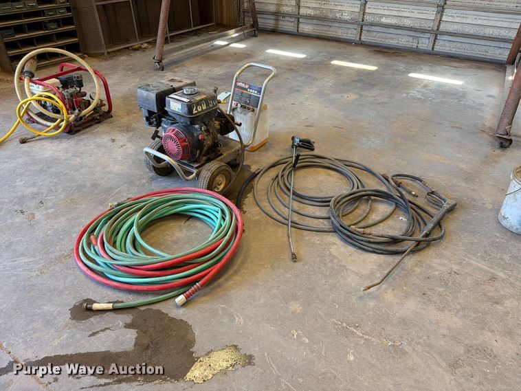 Mi-T-M Corp pressure washer