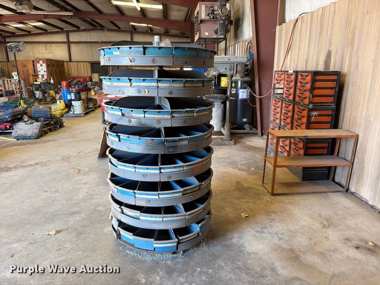 image for item EP7806 Hardware carousel