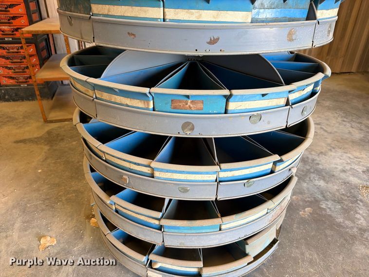 image for item EP7806 Hardware carousel