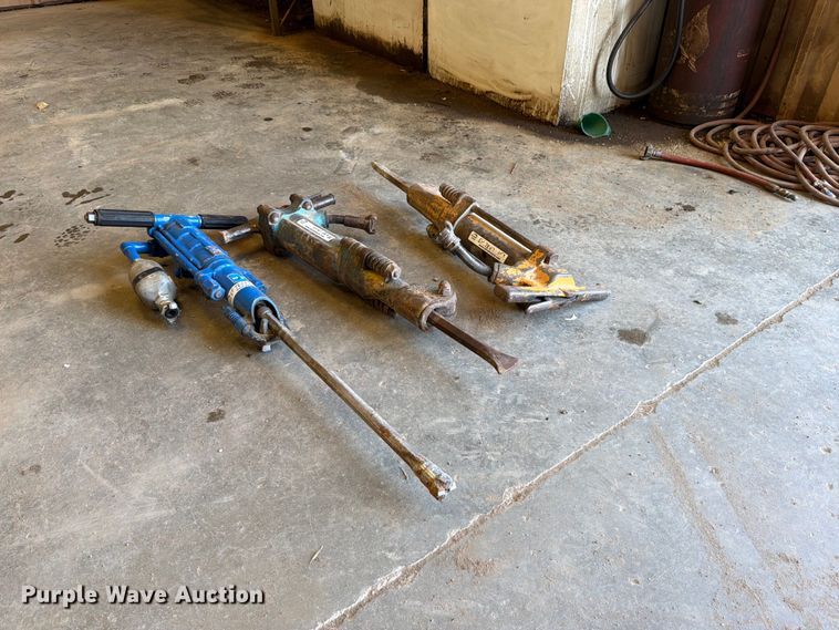 image for item EP7807 (3) pneumatic hammers
