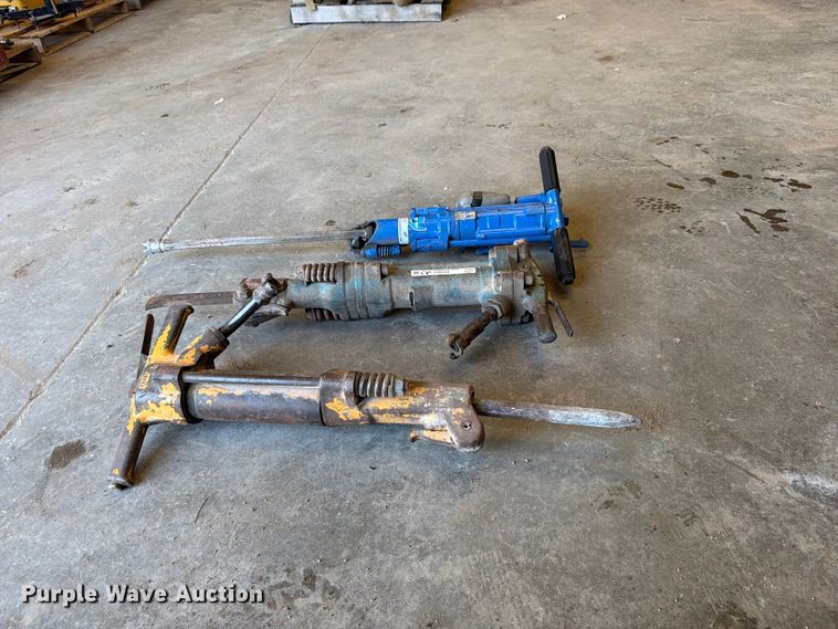image for item EP7807 (3) pneumatic hammers