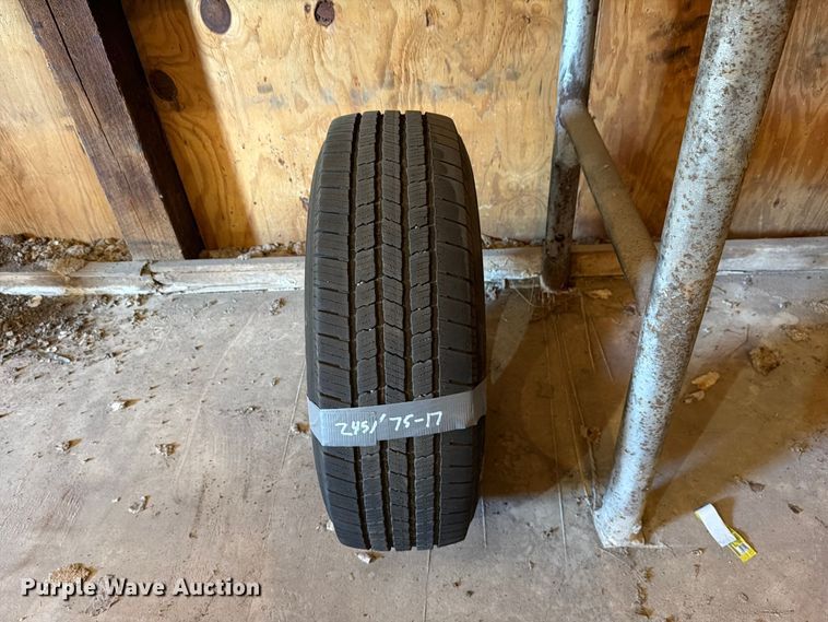 image for item EP7808 Tires and wheels