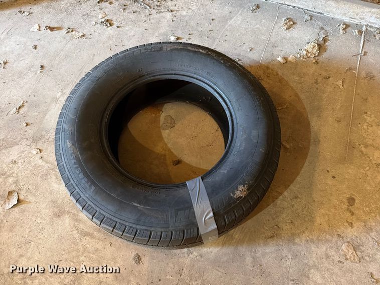 image for item EP7808 Tires and wheels