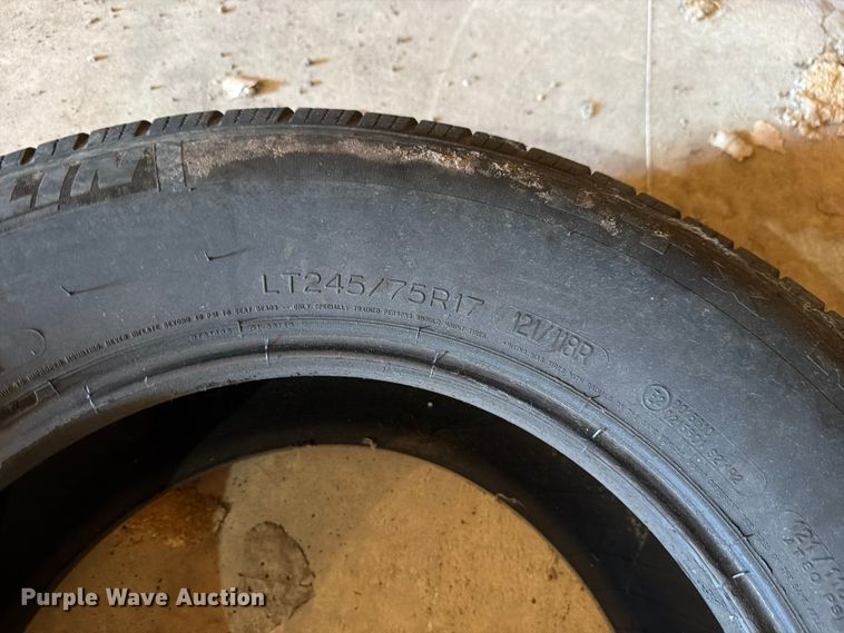 image for item EP7808 Tires and wheels