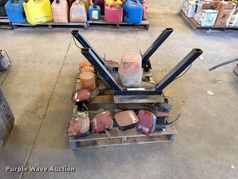 image for item EP7814 Pallet of truck lights