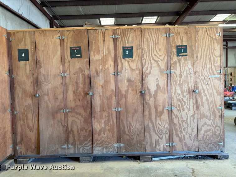 image for item EP7816 (2) storage lockers