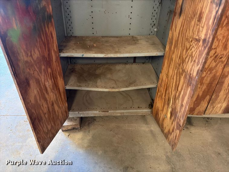 image for item EP7816 (2) storage lockers