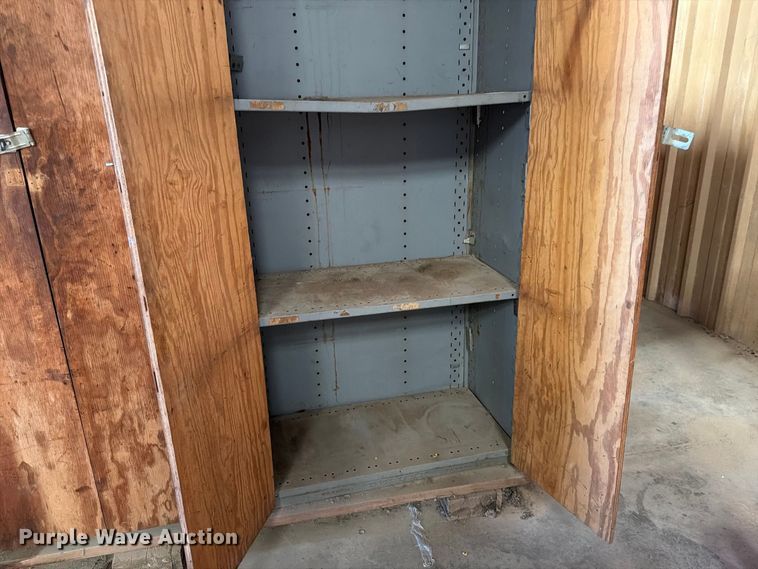 image for item EP7816 (2) storage lockers