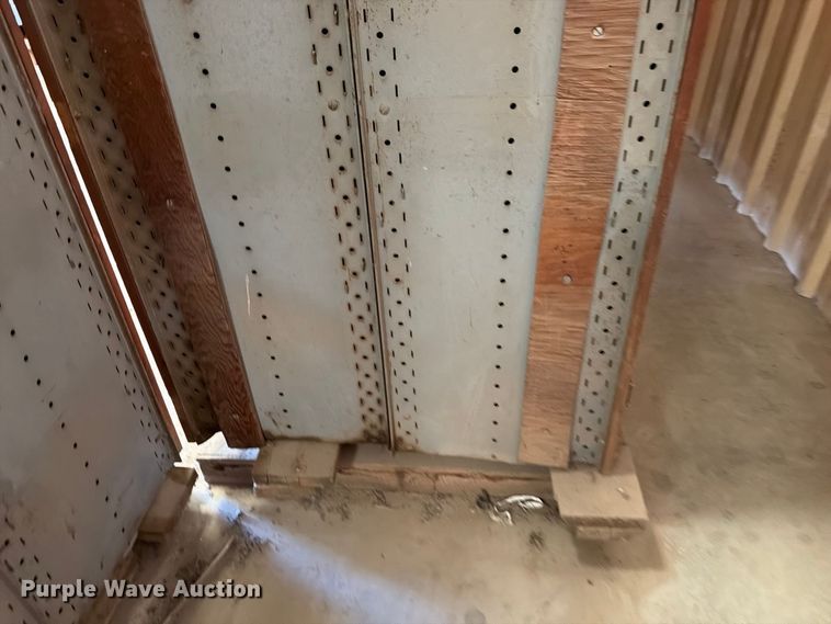 image for item EP7816 (2) storage lockers