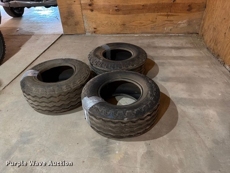 image for item EP7819 (3) backhoe tires