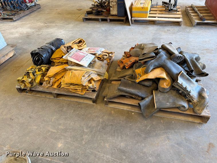 image for item EP7820 (2) pallets of boots and protective clothing