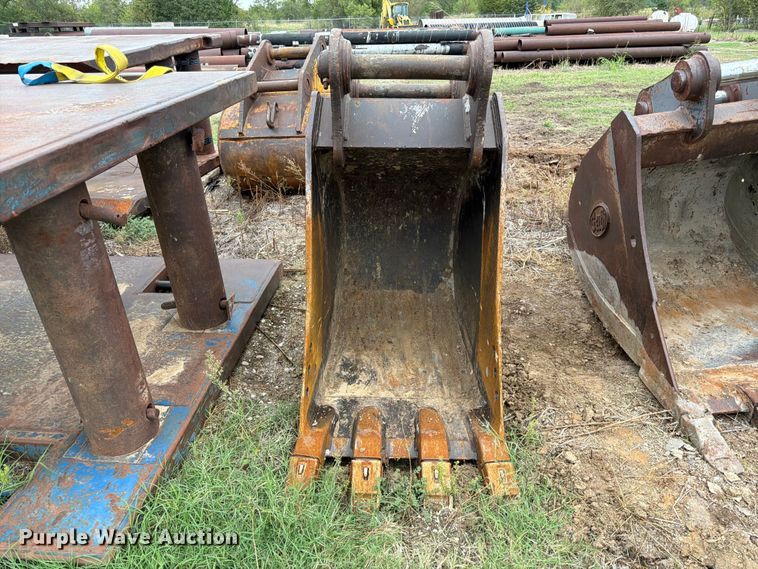 image for item ES1086 C&P Attachments excavator bucket