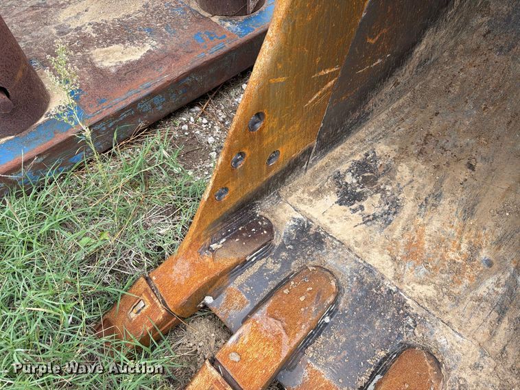image for item ES1086 C&P Attachments excavator bucket