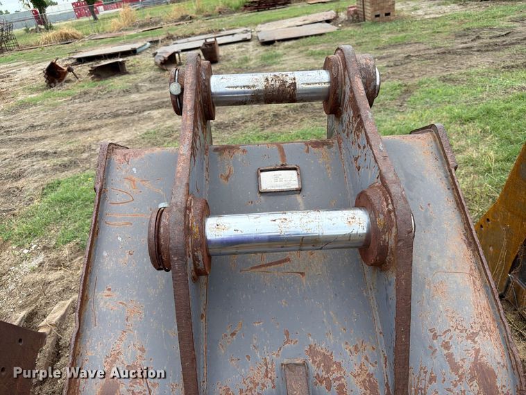 image for item ES1087 2009 Geith HF49-036 excavator bucket