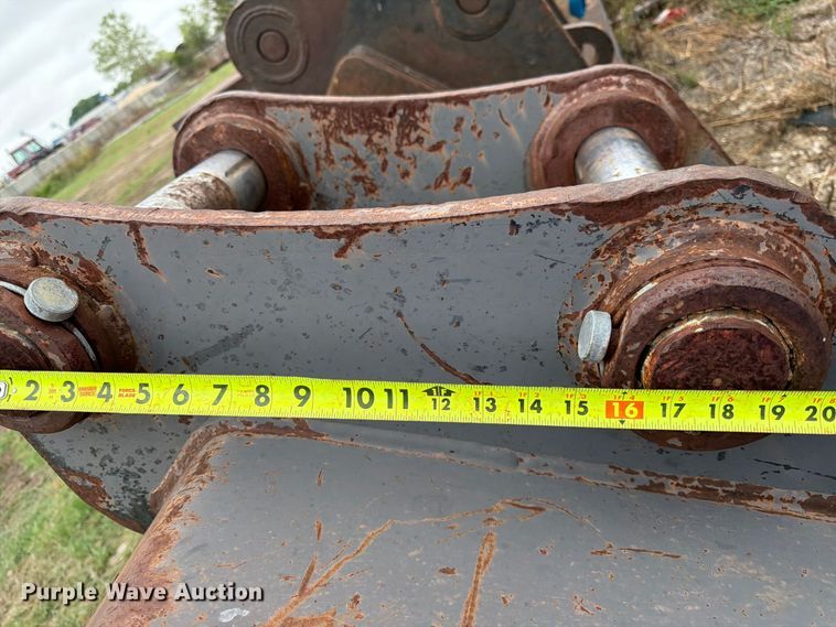 image for item ES1087 2009 Geith HF49-036 excavator bucket