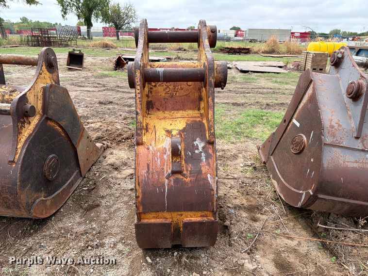 image for item ES1088 Excavator bucket