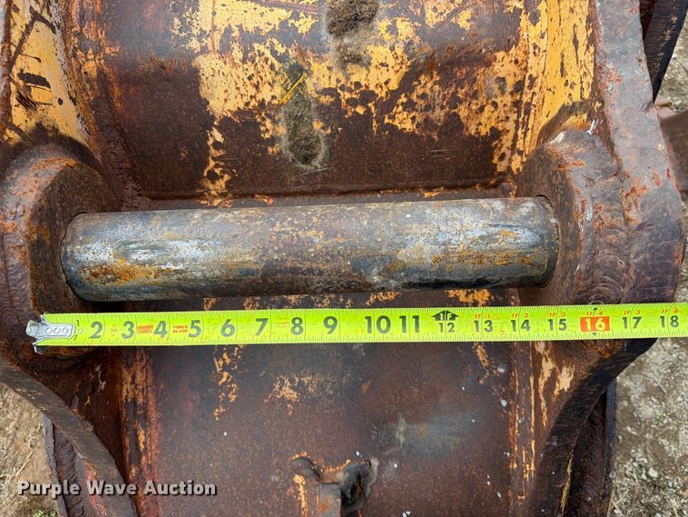 image for item ES1089 CF excavator bucket