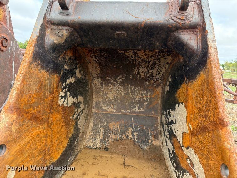 image for item ES1089 CF excavator bucket