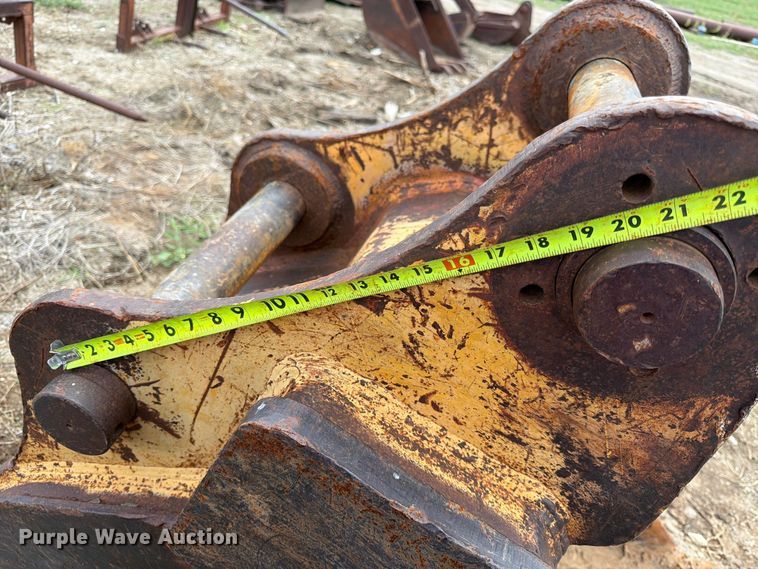 image for item ES1089 CF excavator bucket