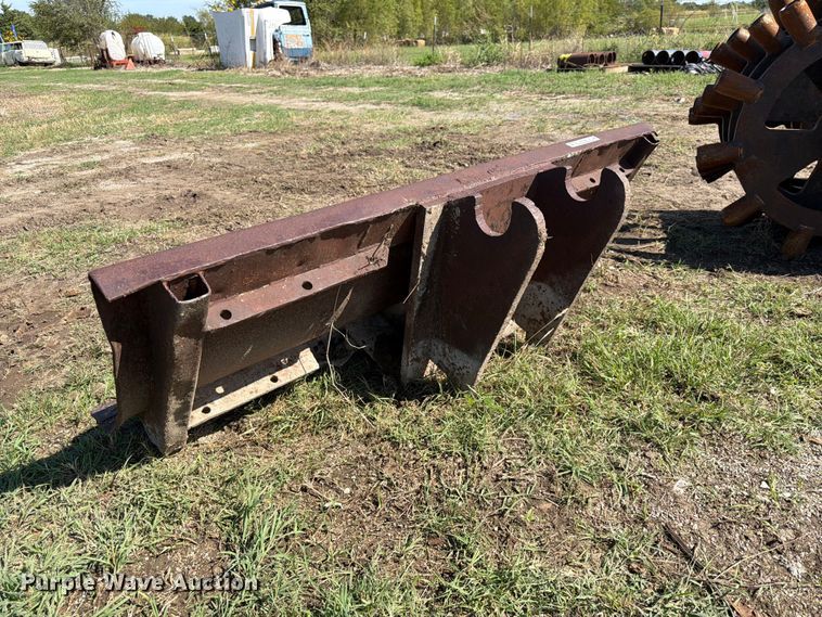 image for item ES1092 Excavator blade 