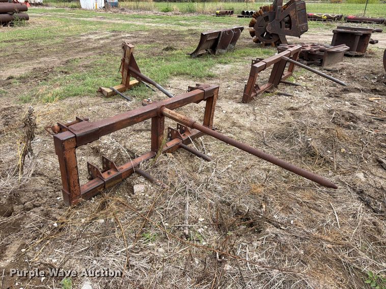 image for item ES1093 (3) hay bale spears