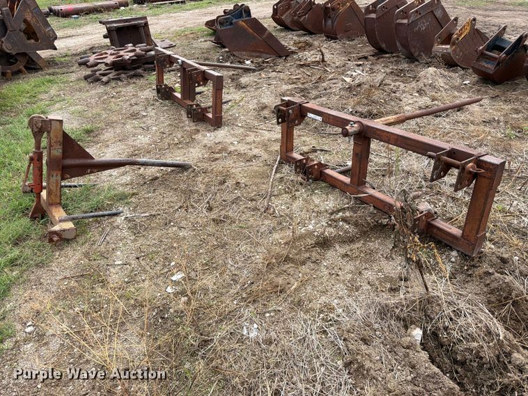 image for item ES1093 (3) hay bale spears