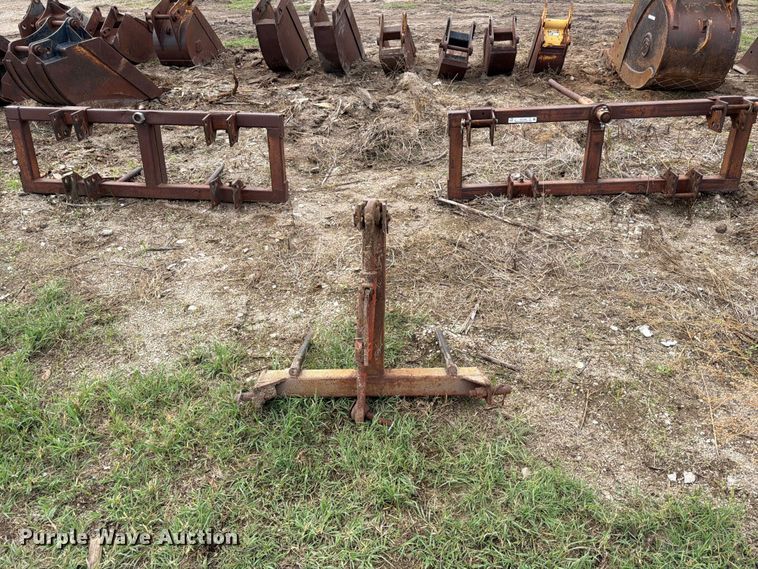 image for item ES1093 (3) hay bale spears