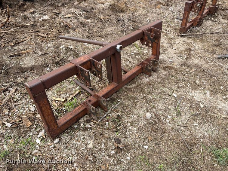 image for item ES1093 (3) hay bale spears