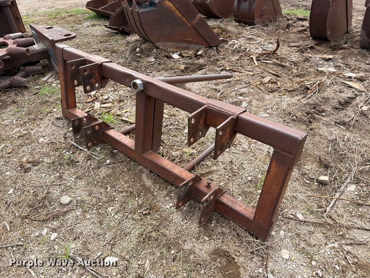 image for item ES1093 (3) hay bale spears