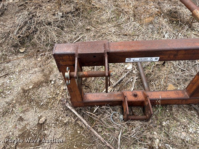image for item ES1093 (3) hay bale spears