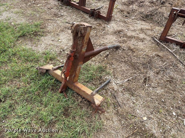 image for item ES1093 (3) hay bale spears