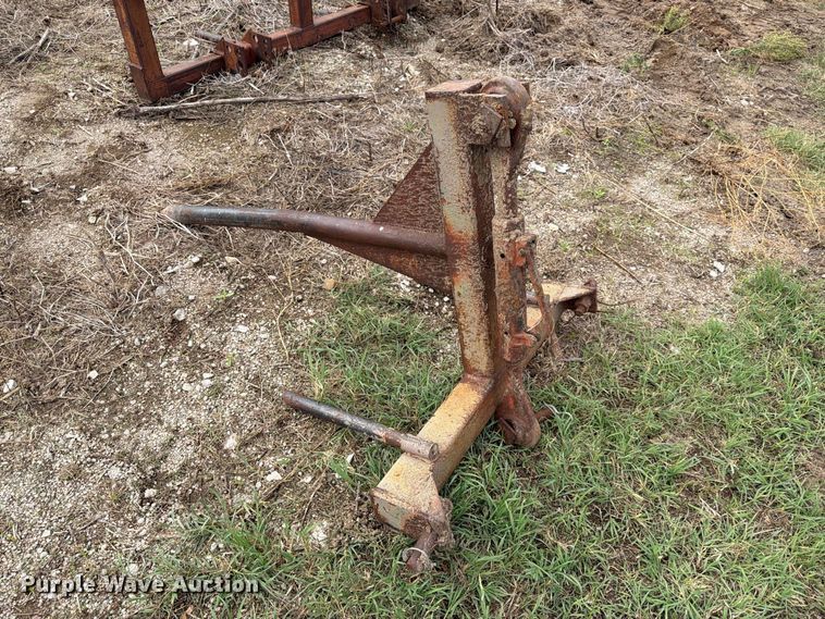 image for item ES1093 (3) hay bale spears