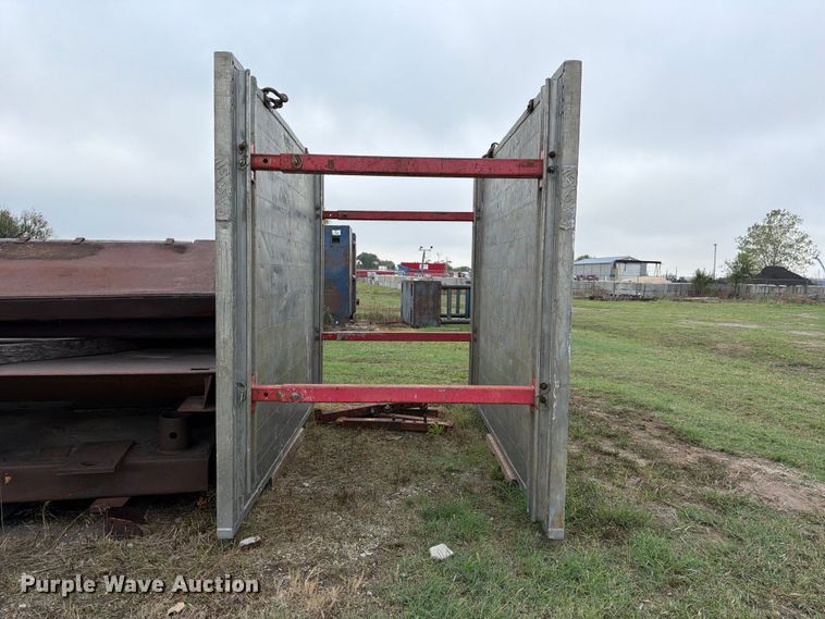 image for item ES1096 Aluminum Trench Shield