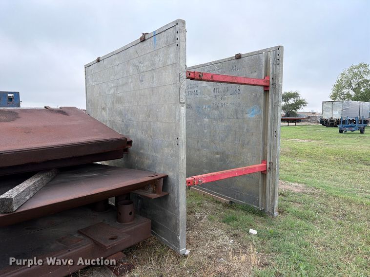 image for item ES1096 Aluminum Trench Shield