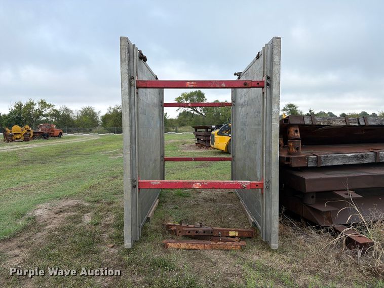 image for item ES1096 Aluminum Trench Shield