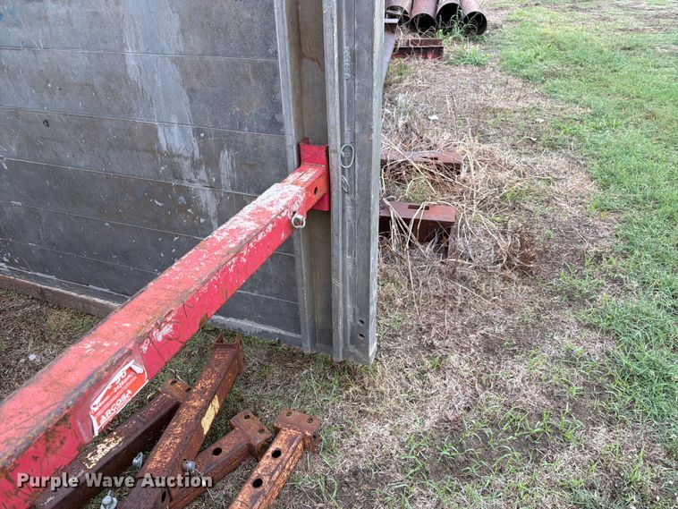 image for item ES1096 Aluminum Trench Shield
