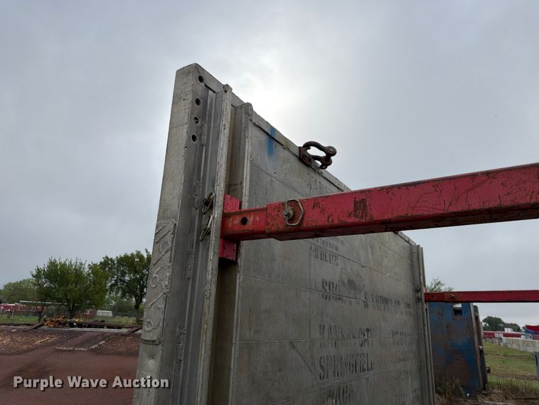 image for item ES1096 Aluminum Trench Shield