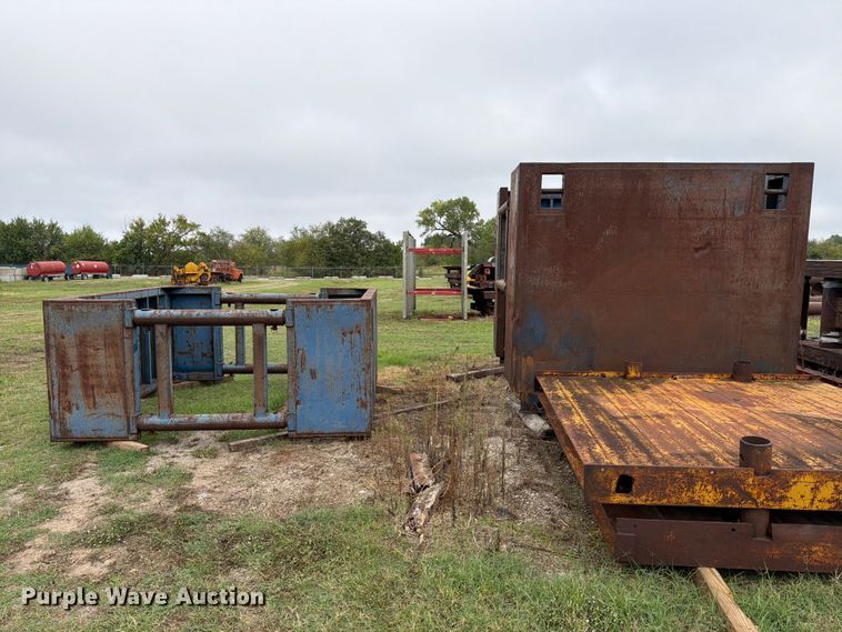 image for item ES1097 MH8 manhole box