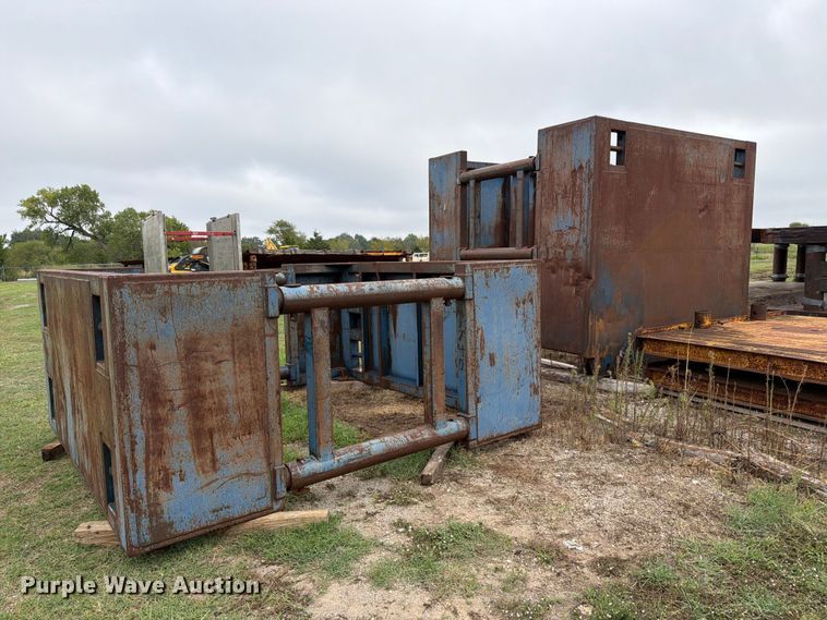 image for item ES1097 MH8 manhole box