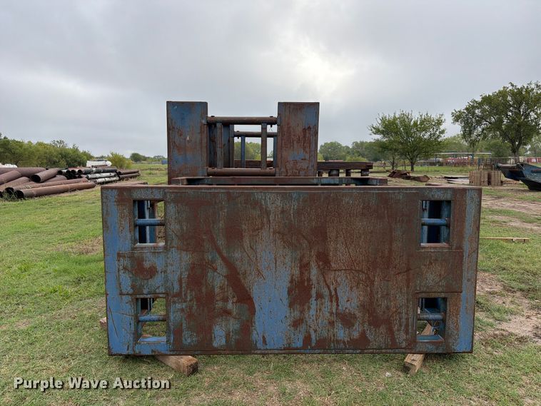 image for item ES1097 MH8 manhole box