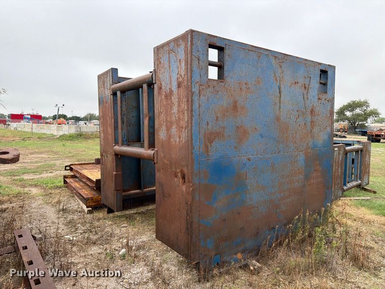 image for item ES1097 MH8 manhole box