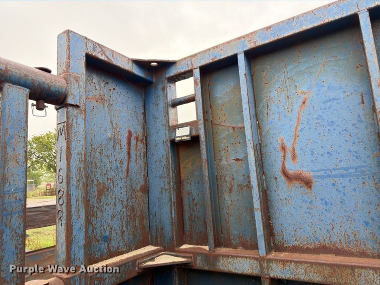 image for item ES1097 MH8 manhole box