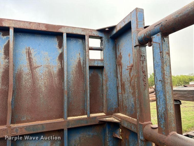 image for item ES1097 MH8 manhole box