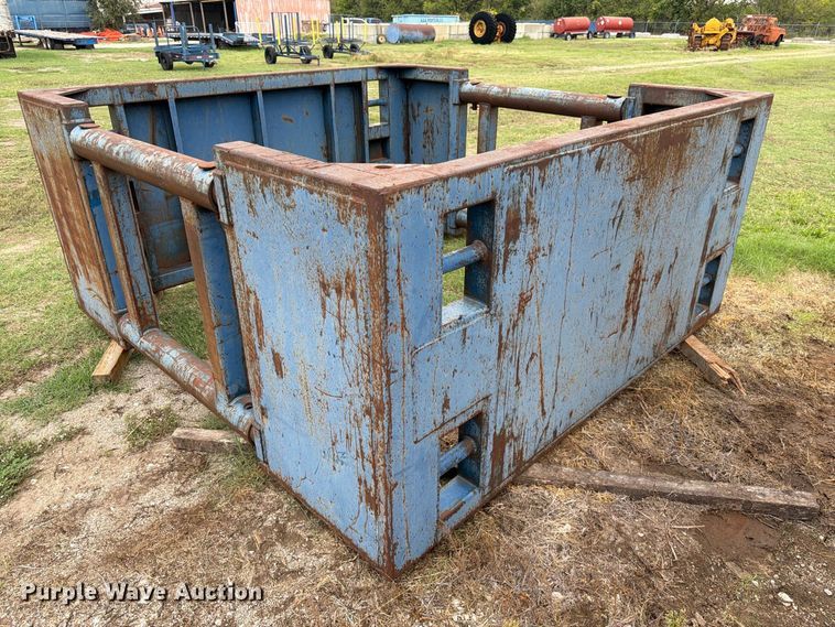 image for item ES1097 MH8 manhole box