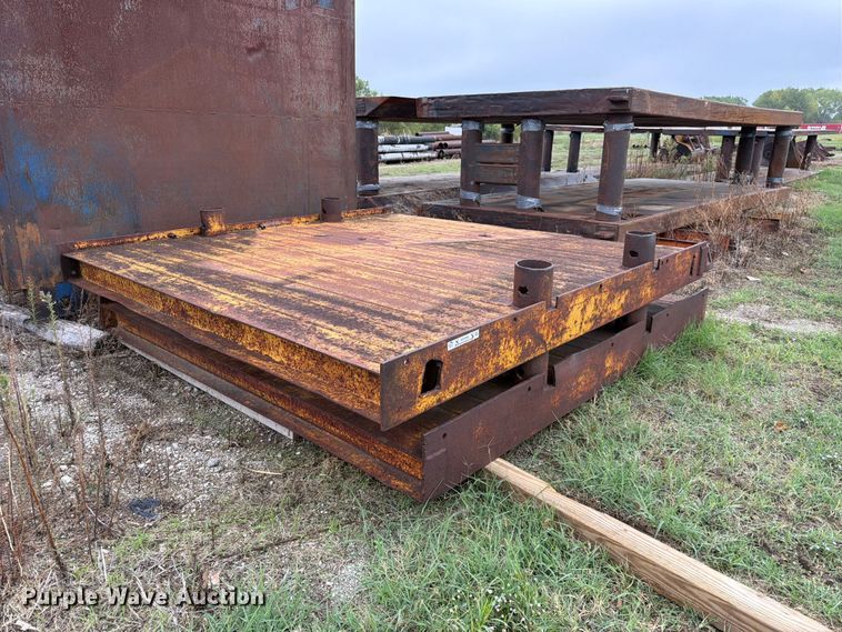 Steel trench shield